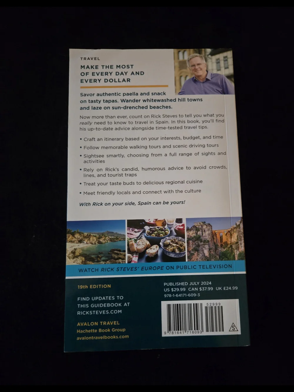 Spain Travel Guide - Red Cover